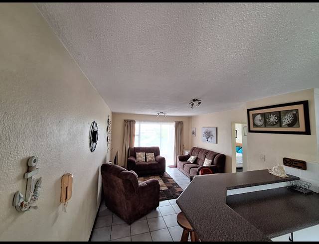 2 BEDROOM APARTMENT FOR SALE IN UVONGO